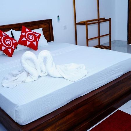Miracle Home Stay Dambulla Exterior photo