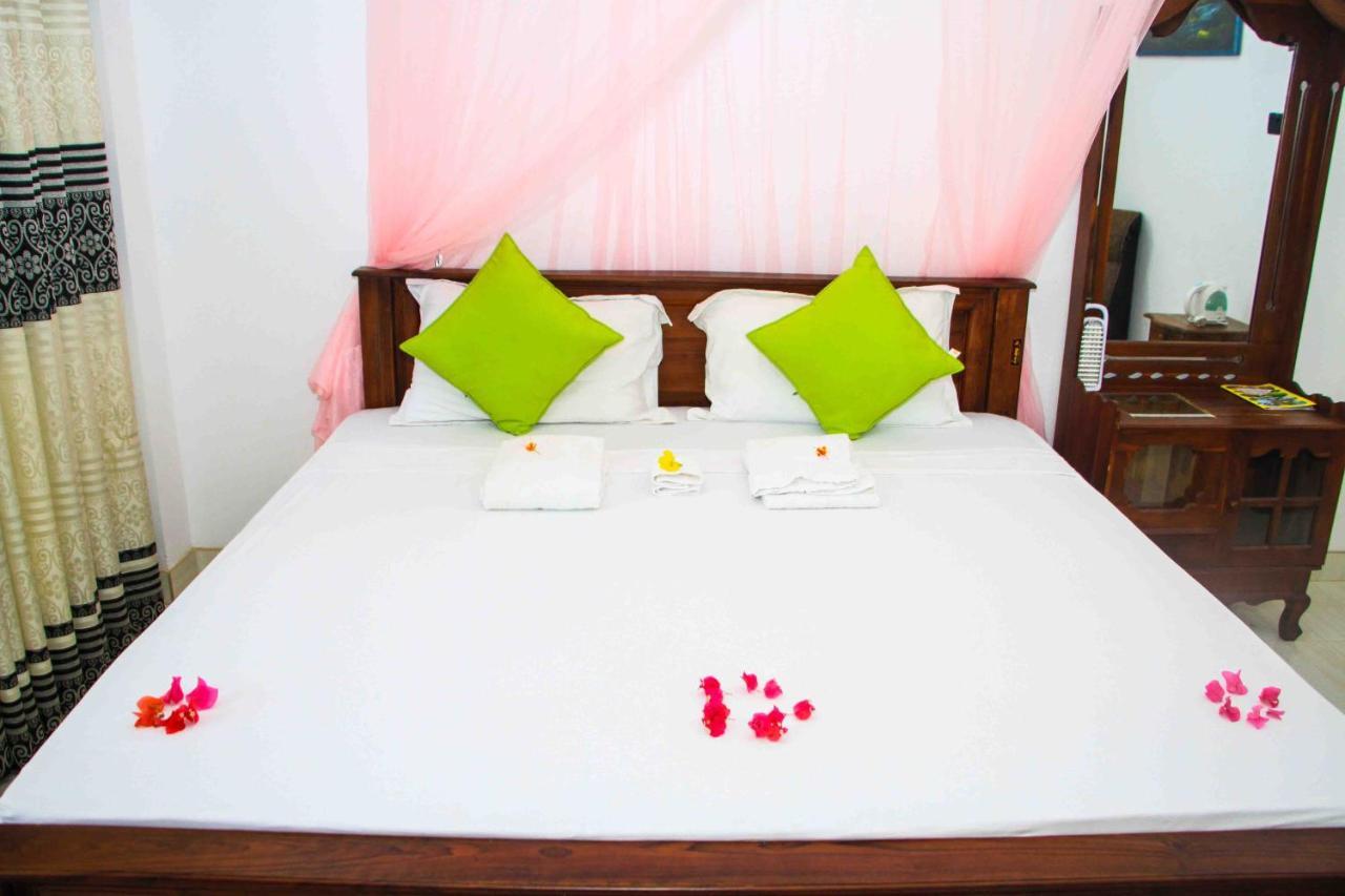 Miracle Home Stay Dambulla Exterior photo